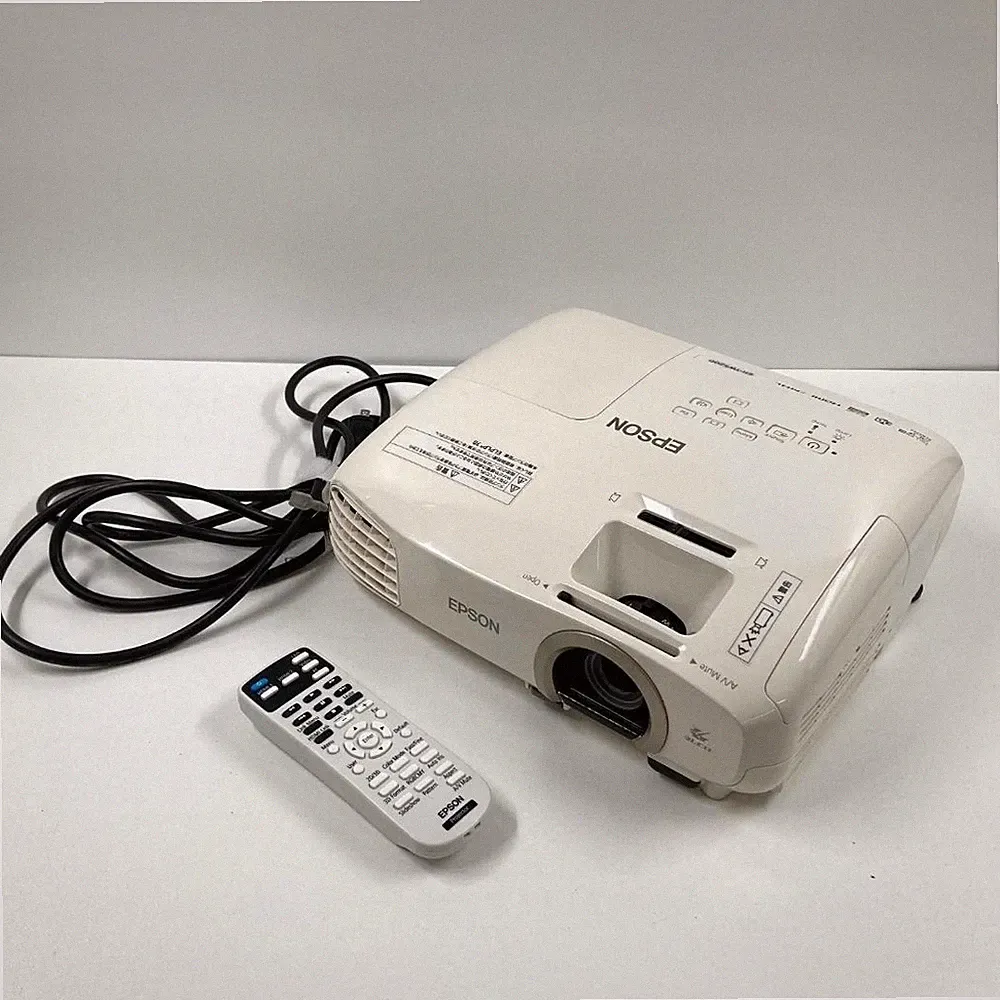 EPSON EH-TW5200 Full HD 3LCD Heimkino Projektor Gaming Fernbedienung Gebraucht