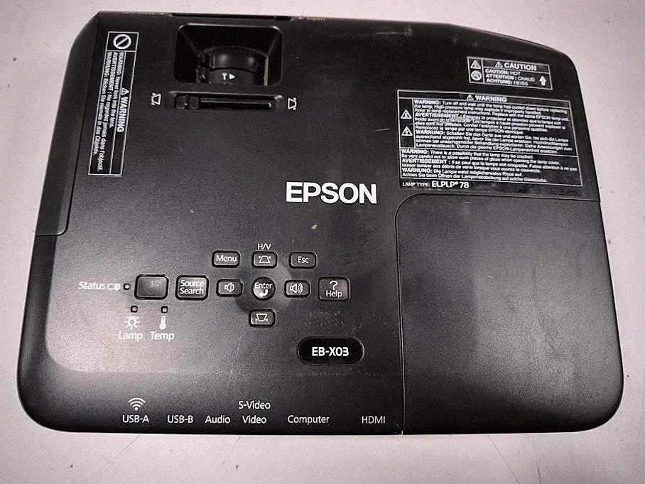 Epson H555B LCD Beamer Schwarz Nicht Getestet Für Ersatzteile