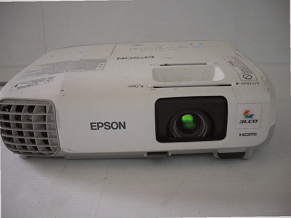 EPSON LCD Beamer H692A (RPF98) Desktop