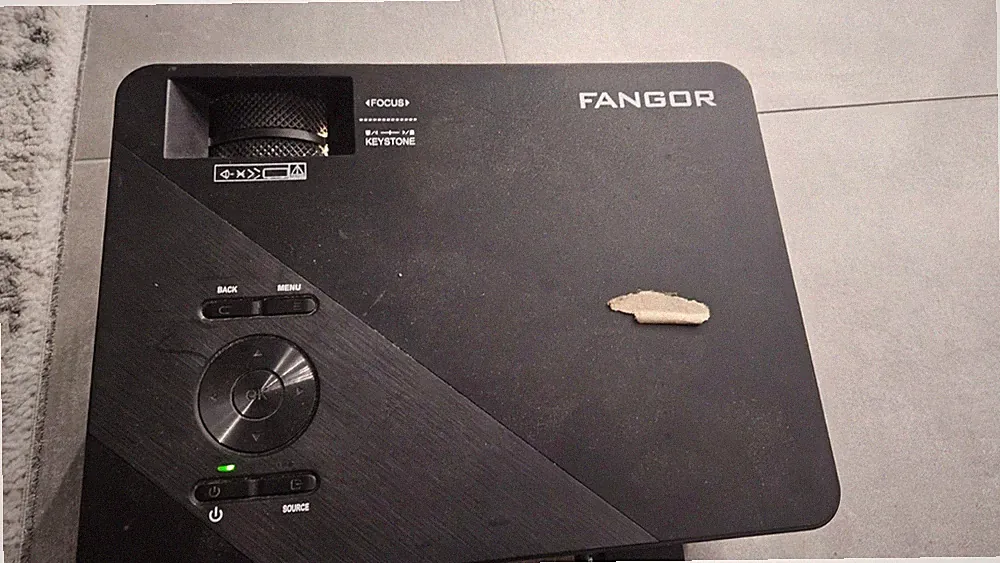 FANGOR F-402 Beamer 1080p FHD LCD 16:9 HDMI USB VGA AV WLAN Schwarz