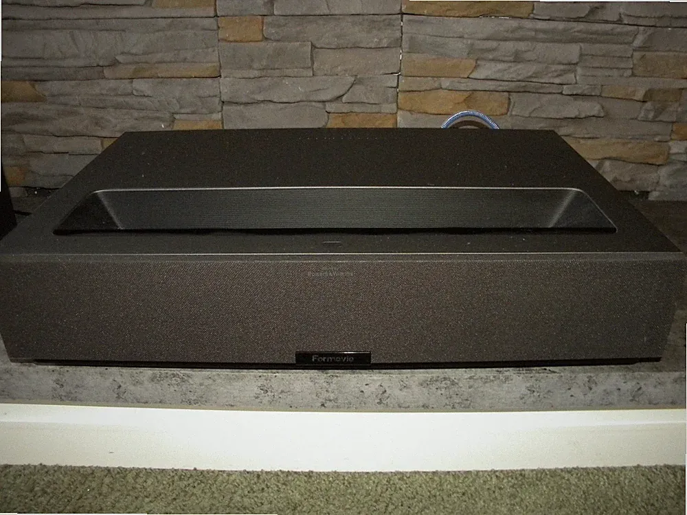 Formovie THEATER / Fengmi T1 RGB TRIPPLE LASER TV BEAMER