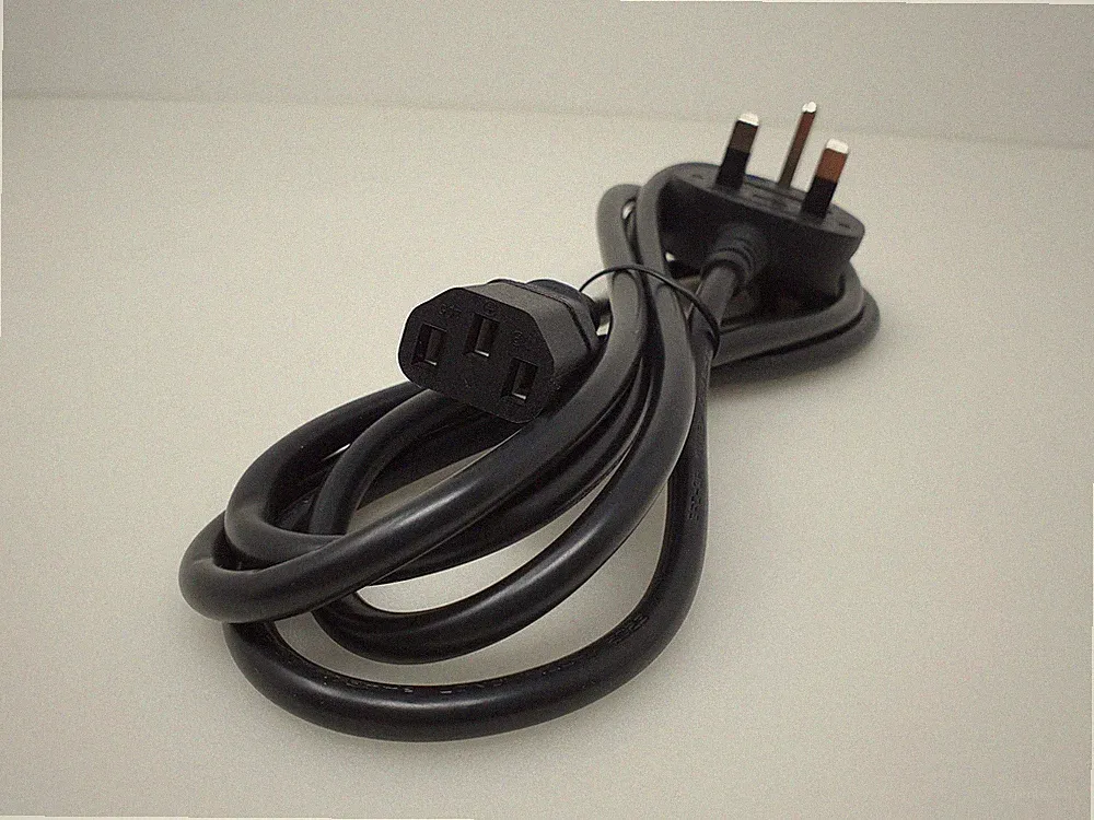 Für Panasonic PT-VMW60 LCD-Projektor Netzkabel Wasserkocher Kabel 2 m UK-Stecker