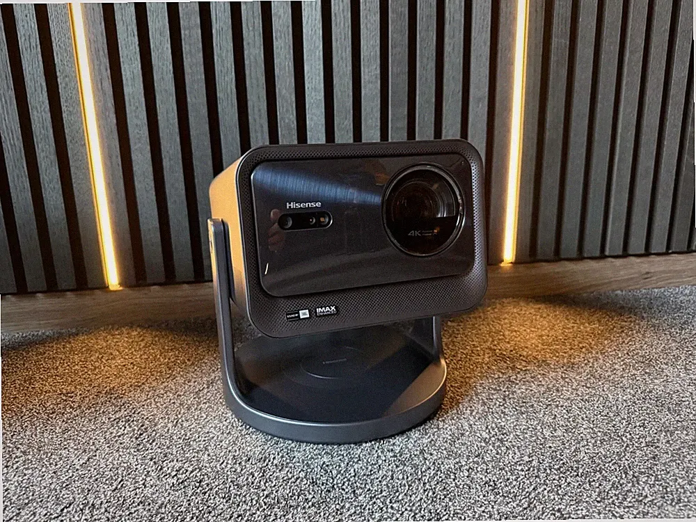 Hisense C2 Pro TriChroma 4K Beamer