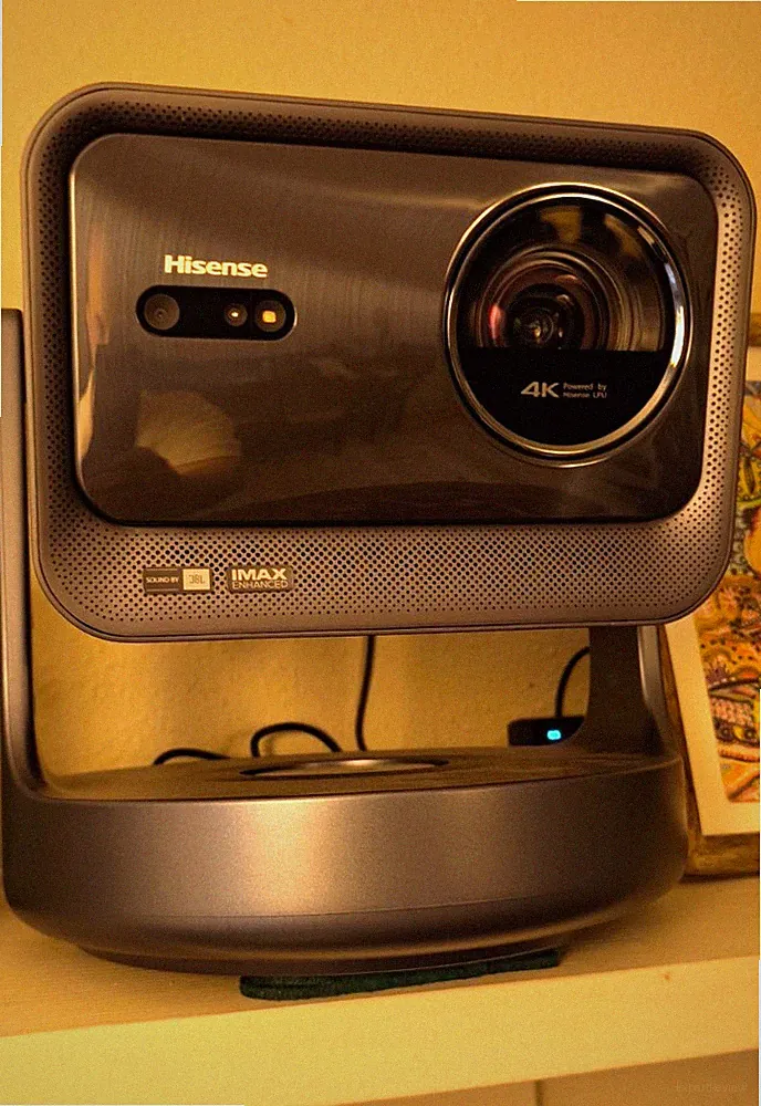Hisense C2 Ultra Modell | 4K TriChroma Laser Beamer | OVP | Rechnung | 935h