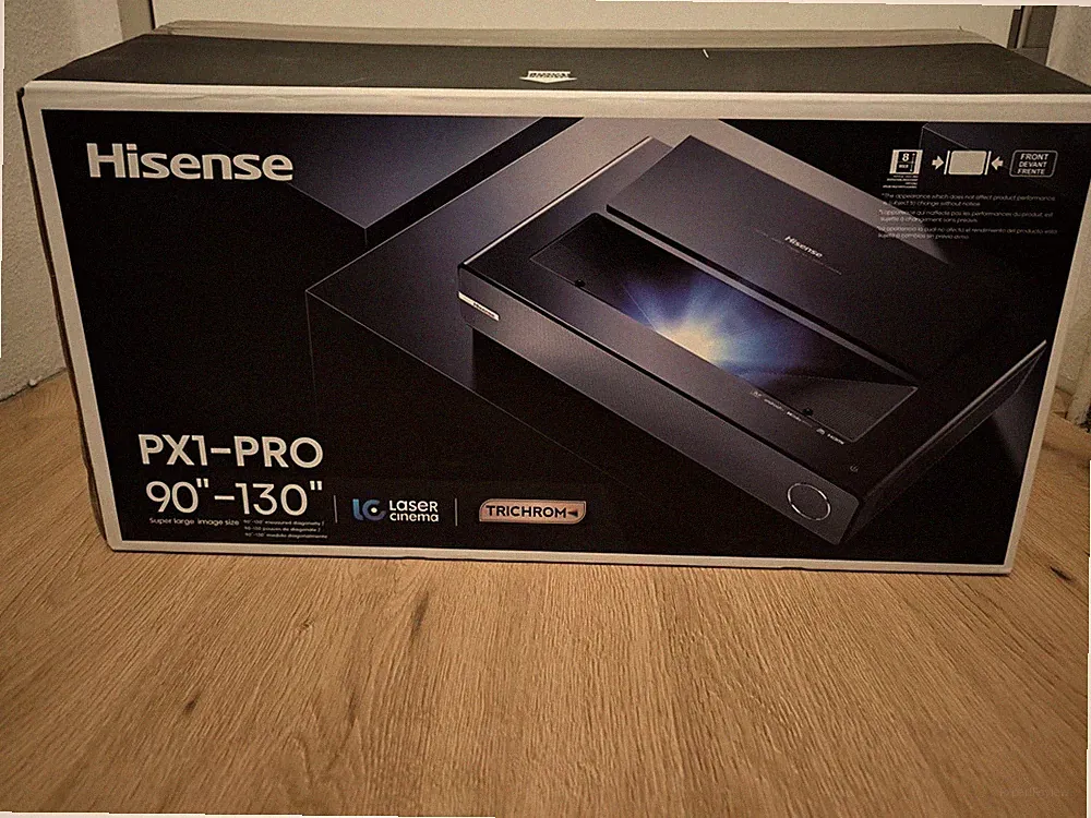 Hisense PX1-PRO 4K TriChroma Laser Cinema UST Beamer ca. 2000h
