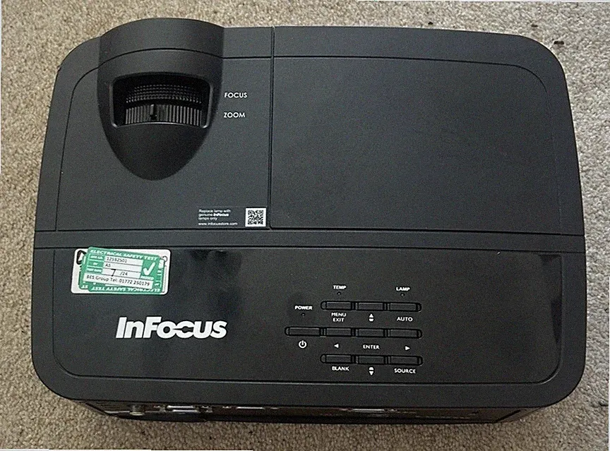 InFocus IN116x Beamer HDMI, 3D Ready, VGA, USB, Audio, S-Video