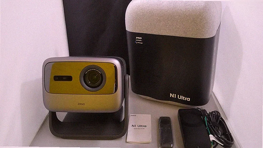 JMGO N1 Ultra 4K DLP Beamer Android TV 1900 Lumen Top Zustand