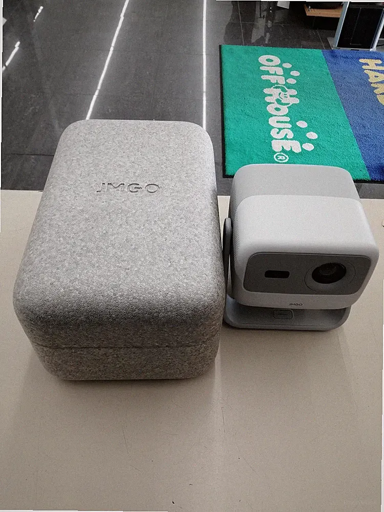 JMGO N1S Projektor DLP 1080p 900Ansi Lumen Tragbarer Laser Google TV