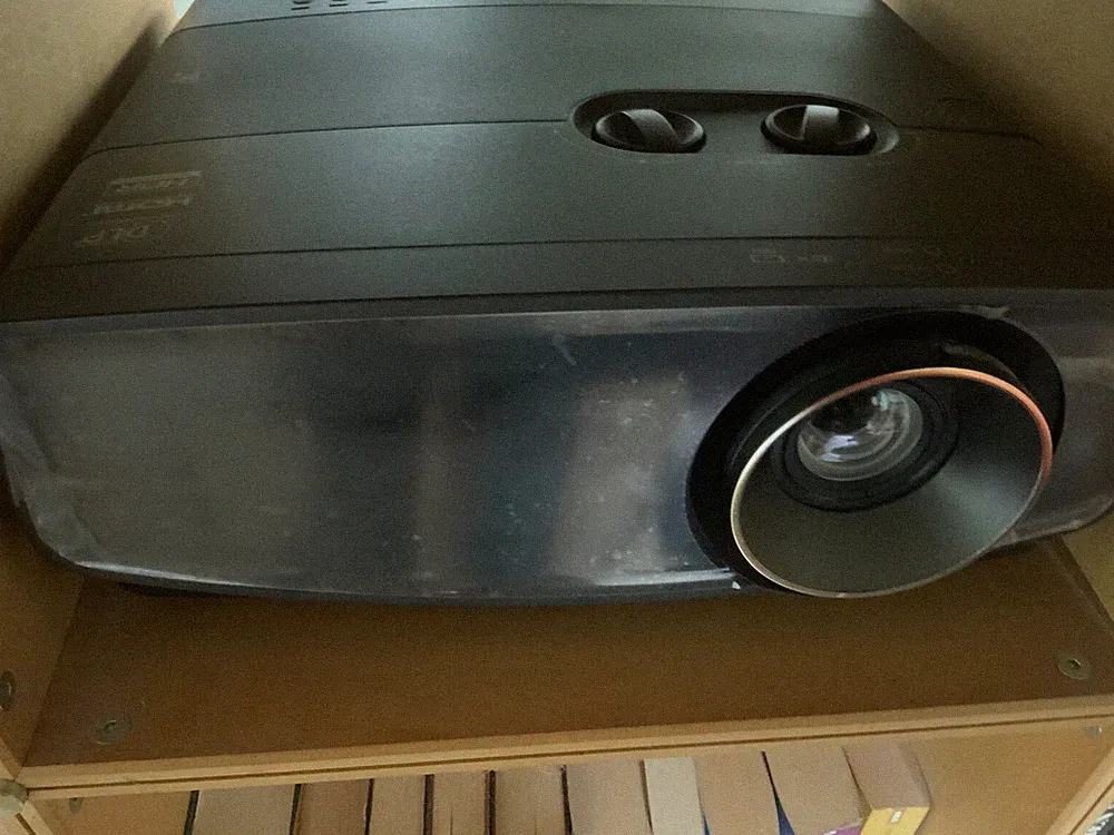 JVC LX-UH1 4K UHD HDR DLP Beamer Projektor 100 std. Original Verpackt