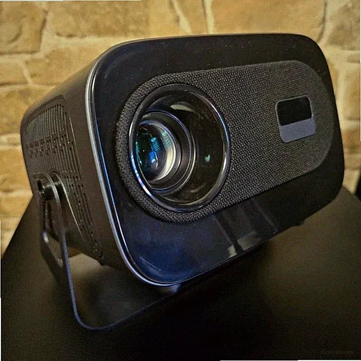 Kompakter Desktop-Beamer/Projektor schwarz mit HDMI-Standard, 2x USB, Standfuß