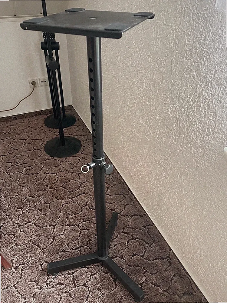 Lautsprechertisch Lautsprecherständer Ständer für große Boxen oder Beamer