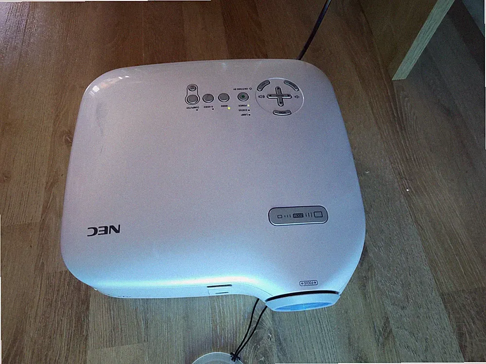 LCD Beamer Nec VT 47 mit Netzstecker