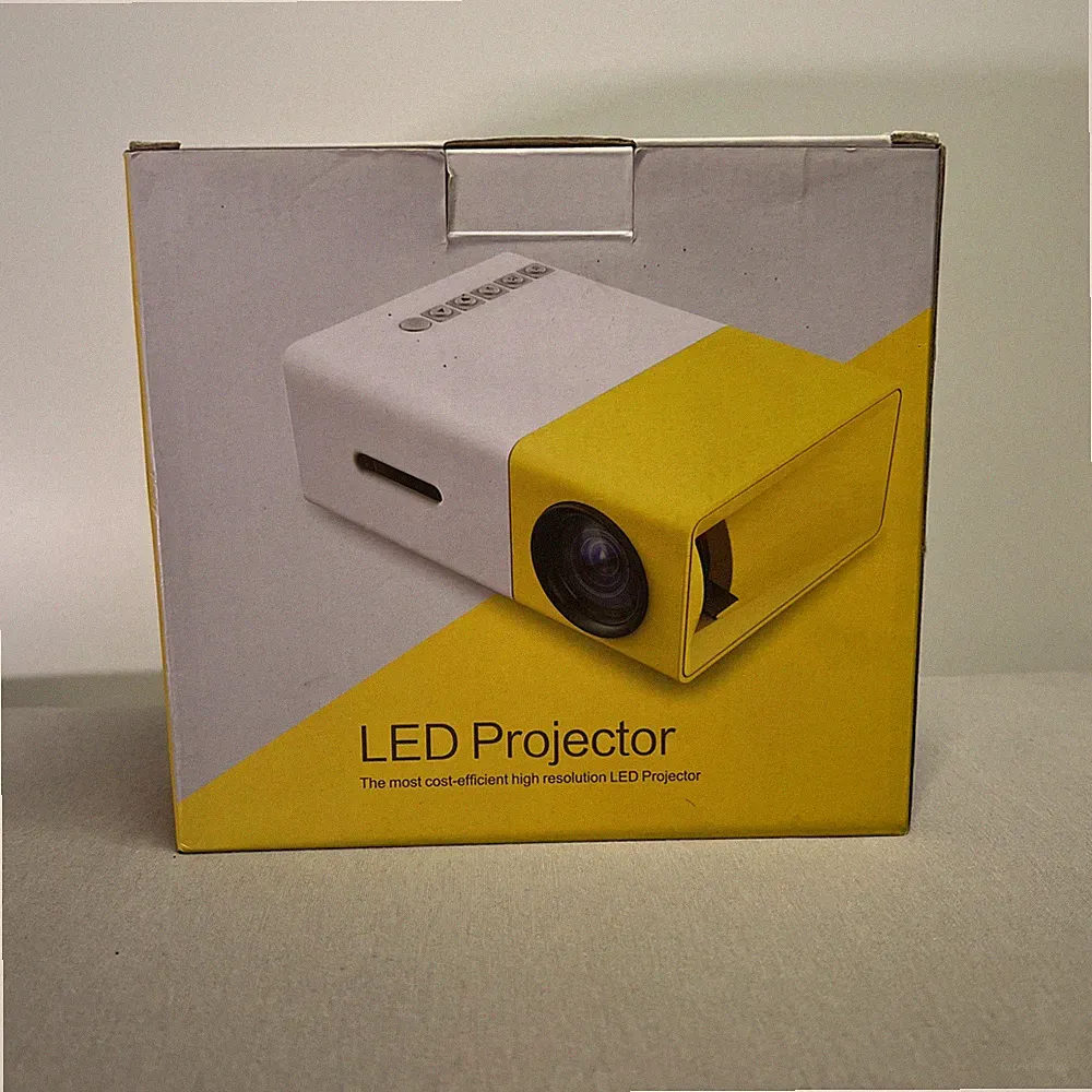 LED Projector + HDMI-AdapterKabel - Tragbar - MP3/WMA/OGG/AAC/FLAC/APE/WAV/Foto
