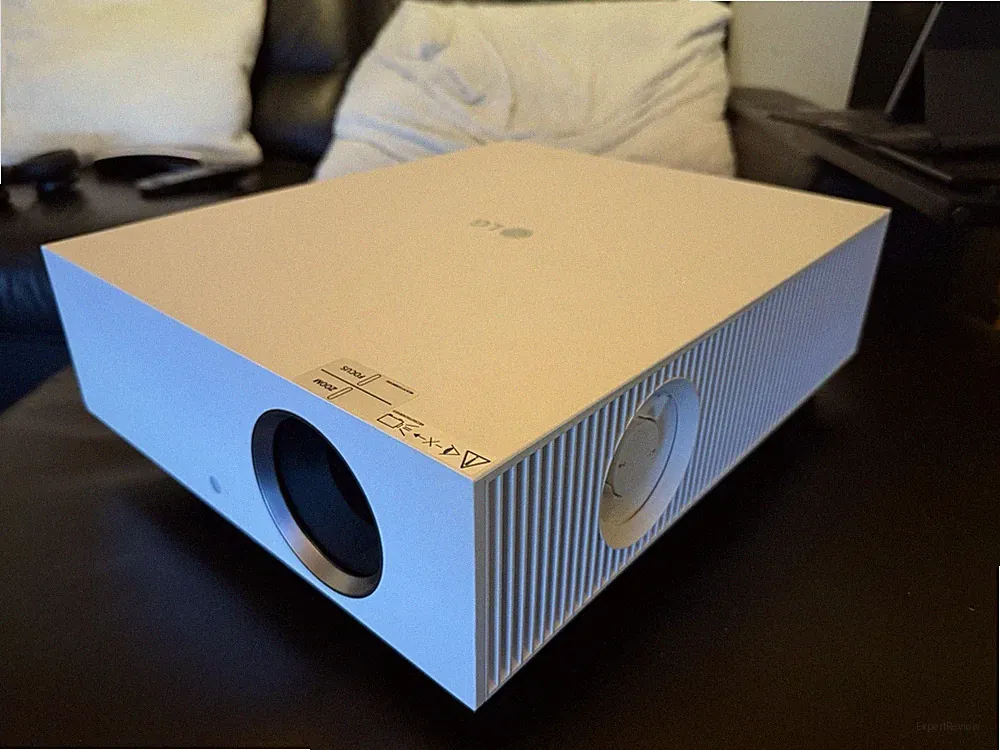LG CineBeam 4K Laserprojektor HU810PW UHD HDR Laser Beamer Gebraucht Sehr Gut
