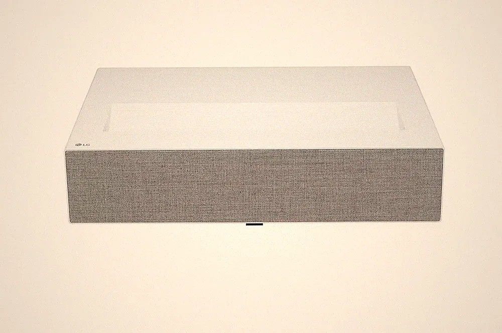 LG HU715QW 4K Laser UST Beamer mit 2500 ANSI & webOS