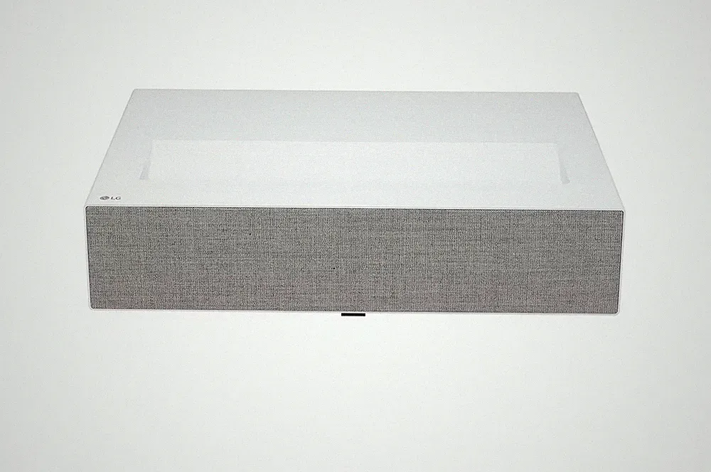 LG HU715QW 4K Laser UST Beamer mit 2500 ANSI & webOS