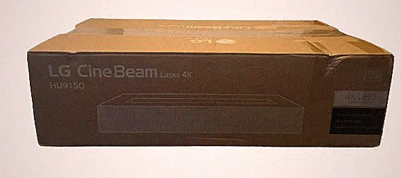 LG HU915QE CineBeam 4K UHD DLP Laser Ultrakurzdistanz Beamer 3700 ANSI-Lumen