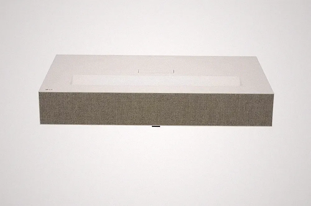 LG HU915QE CineBeam 4K UST Laser Beamer 3700 ANSI Lumen webOS HDR10