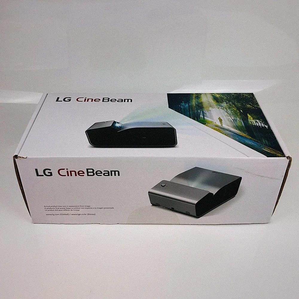 LG PH450UG LED MiniBeam UST DLP-Projektor gut im Karton getestet getestet