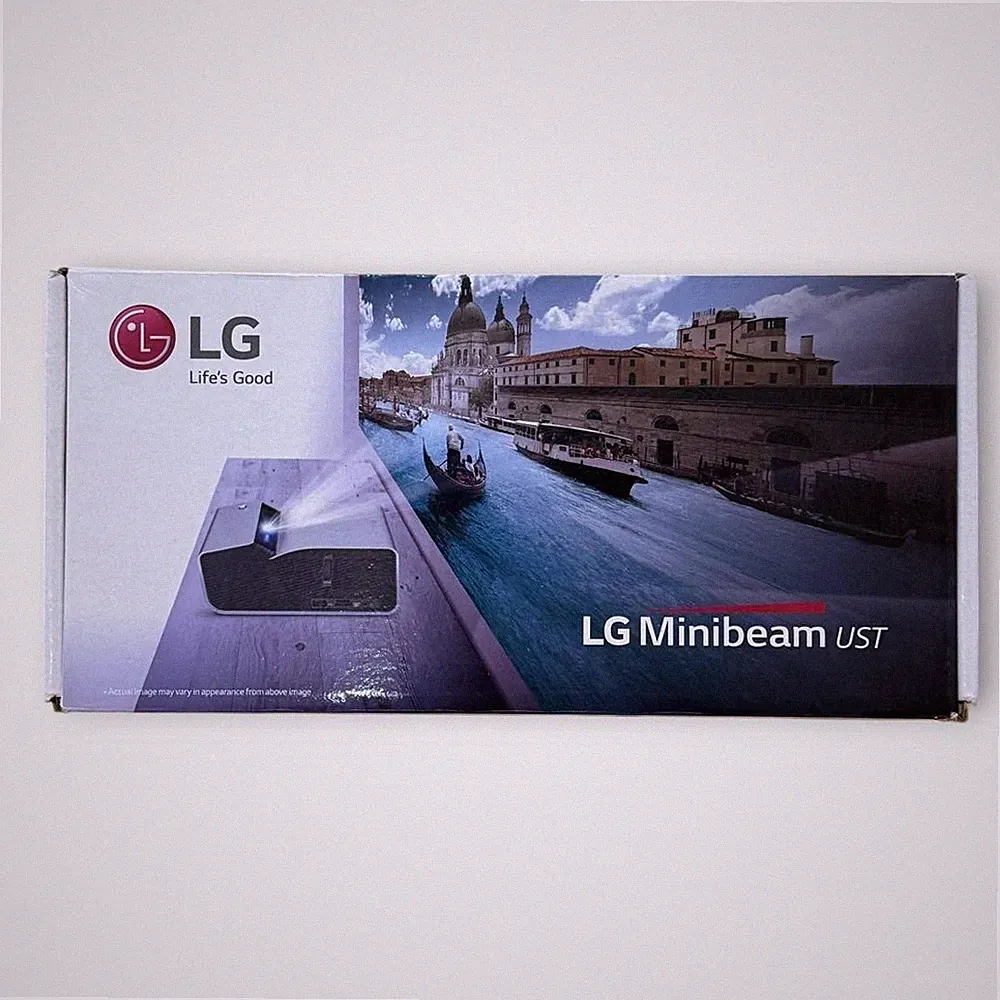 LG PH450UG Ultra-Kurzdistanzprojektor Silber Minibeam UST Tragbar Japan
