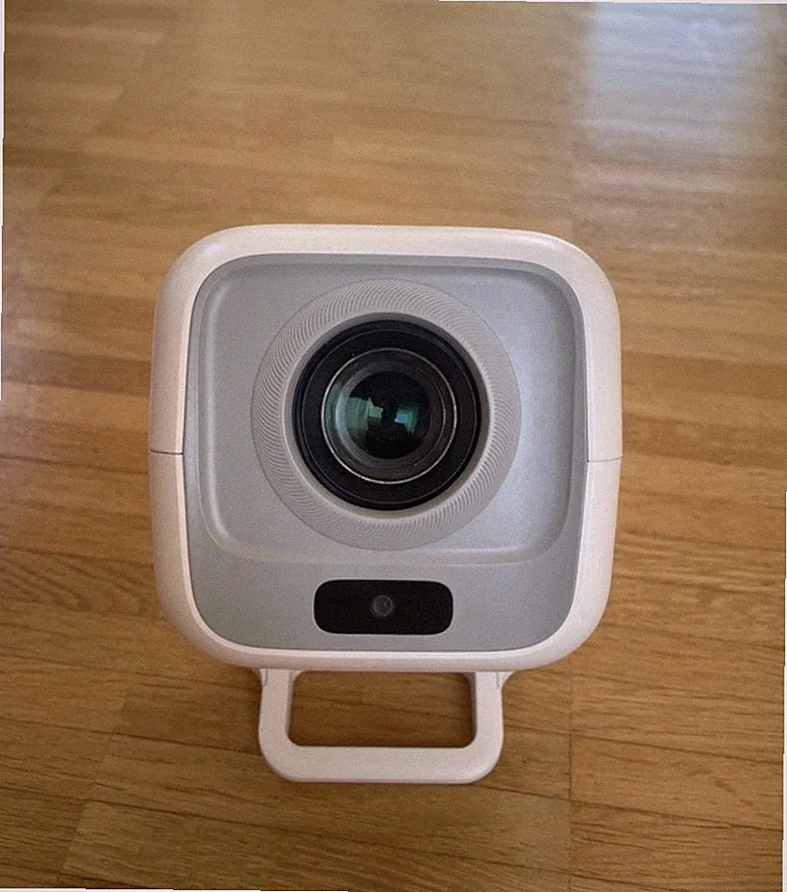 Lume Cube 350 Full HD Beamer / Mini Projektor mit Zubehör und Android 14