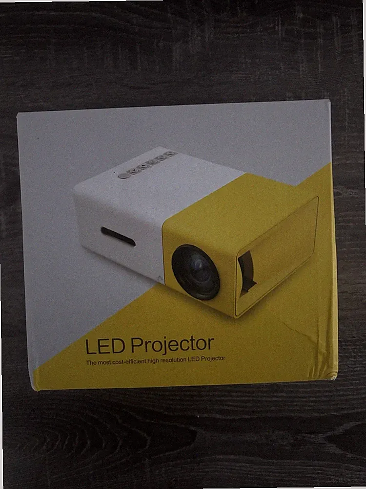 Mini Beamer Tragbarer Beamer Outdoor-Filmprojektor Heimkino NEU