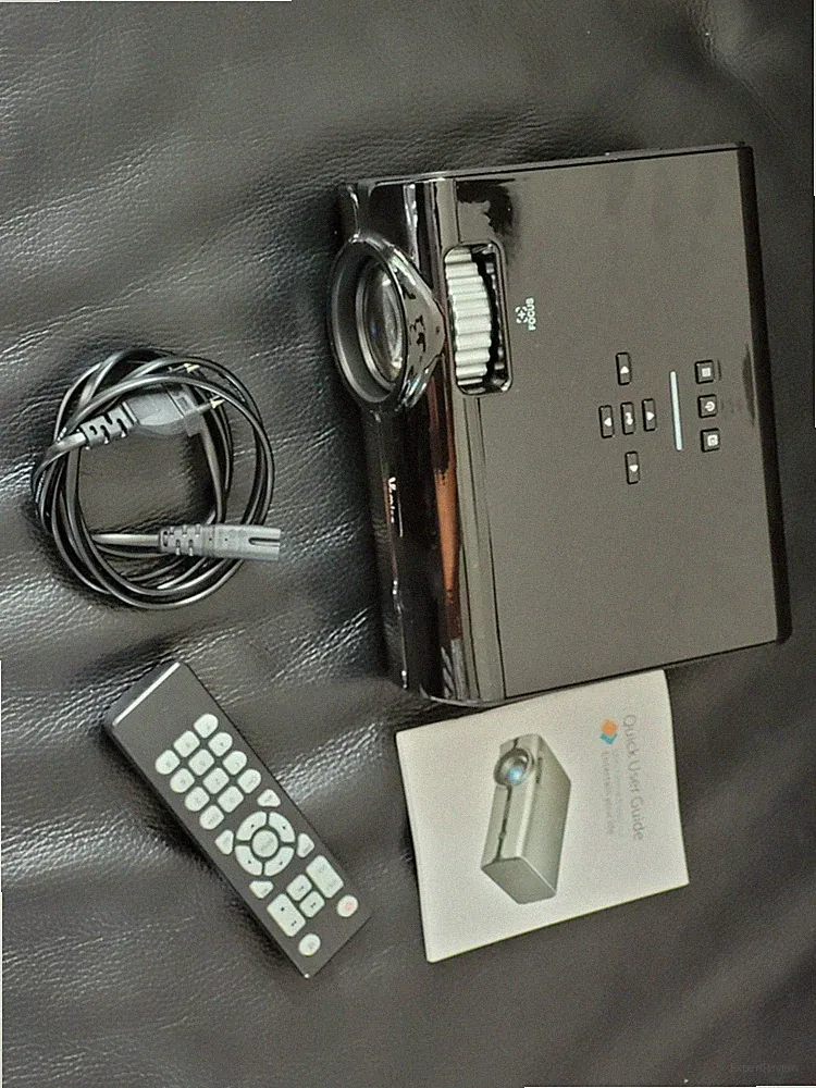 Mini LED Beamer / Vemico Home Projector