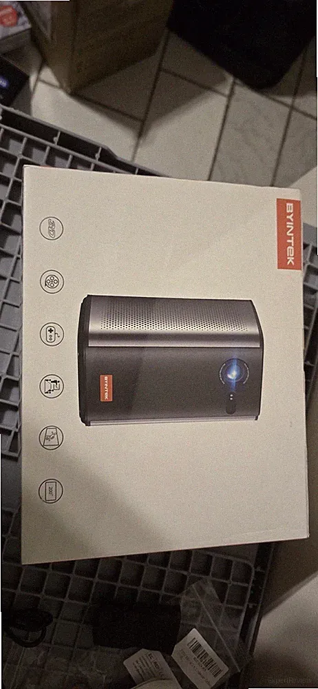 Mini-Projektor BYINTEK P70