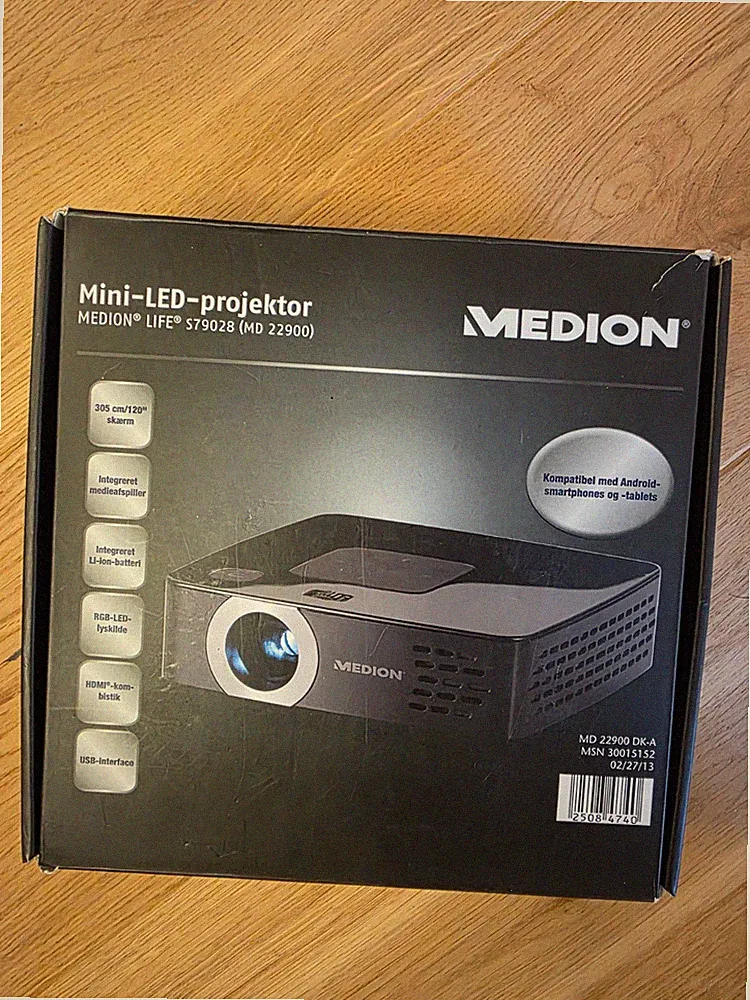 +++ MOBILER MINI BEAMER MIT TOP BILDQUALITÄT UND AKKU MEDION LIFE +++