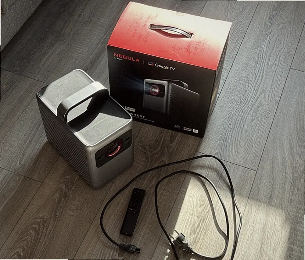 Nebula Cosmos Laser 4K SE Projector