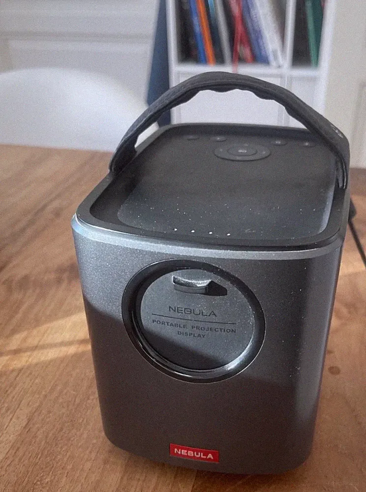 NEBULA Mars II Pro Beamer 500 ANSI Lumen * defekt