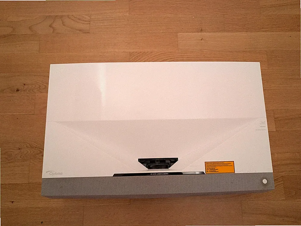 Optoma CinemaX P2 4K UST Laser Beamer | DMD neu 09/2024 | 5965 h | OVP