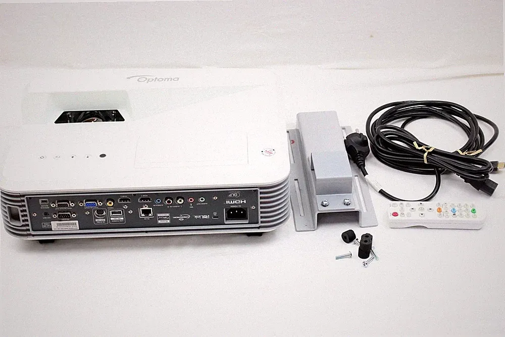 *Optoma EH320UST*0,25:1 Ultrakurzdistanz UST UKD Beamer Projektor projector 16:9