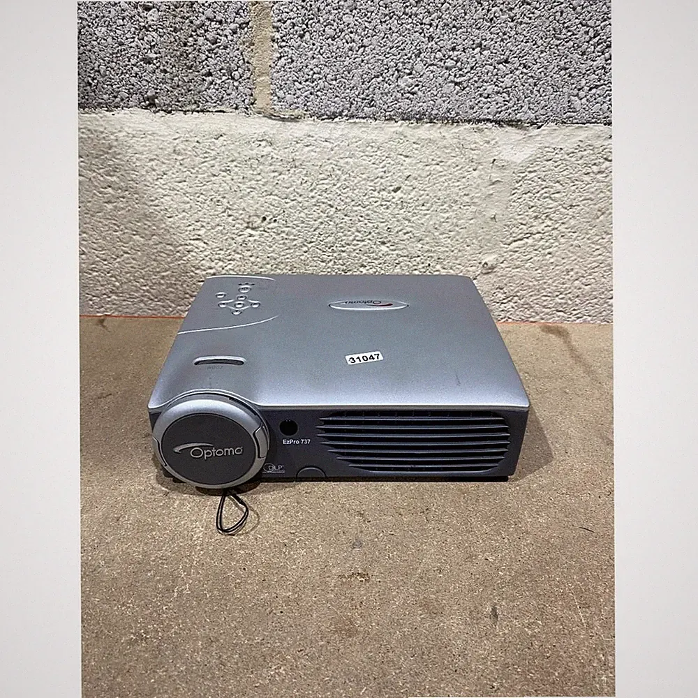 Optoma EP737 Multimedia DLP-Projektor silbergrau VGA-Anschluss tragbar - für Ersatzteile