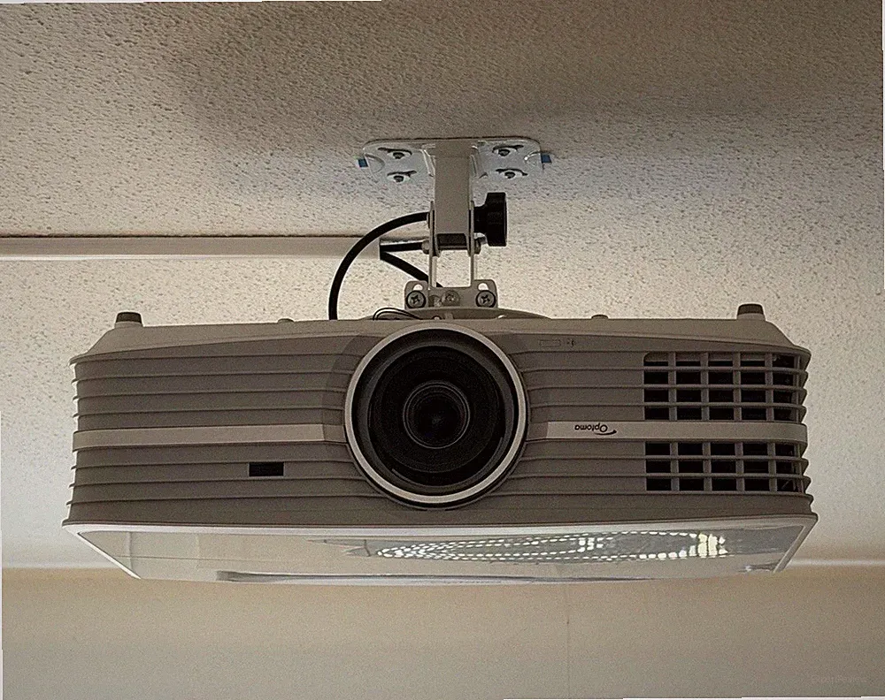 Optoma UHD60 4K UHD DLP Beamer weiß, HDMI VGA LAN USB