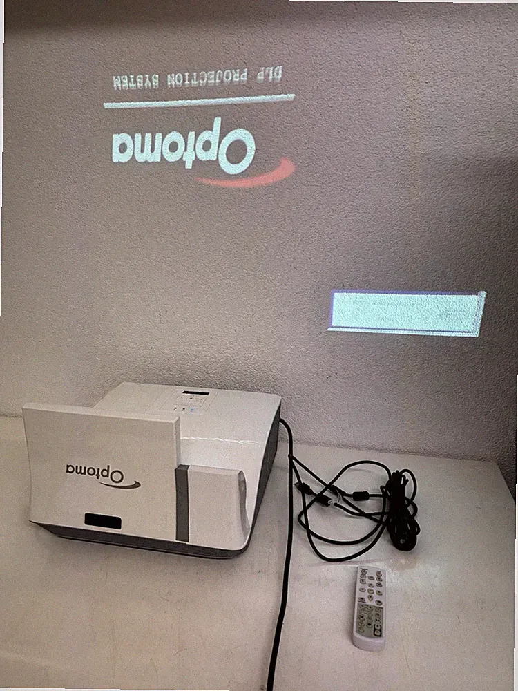 Optoma W307UST DLP Projection Display Ultra Kurzdistanz Beamer DAWSZTUST