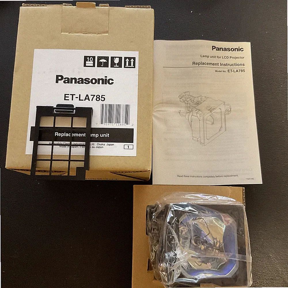 Panasonic Beamerlampe ET-LA785