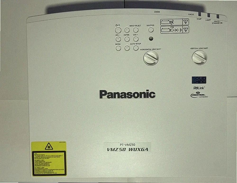 Panasonic PT-VMZ50 WUXGA Laser Beamer / Projektor inkl. Original Fernbedienung