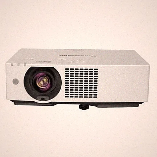 Panasonic PT-VMZ62EJ LCD Laser Beamer 6500 Lumen