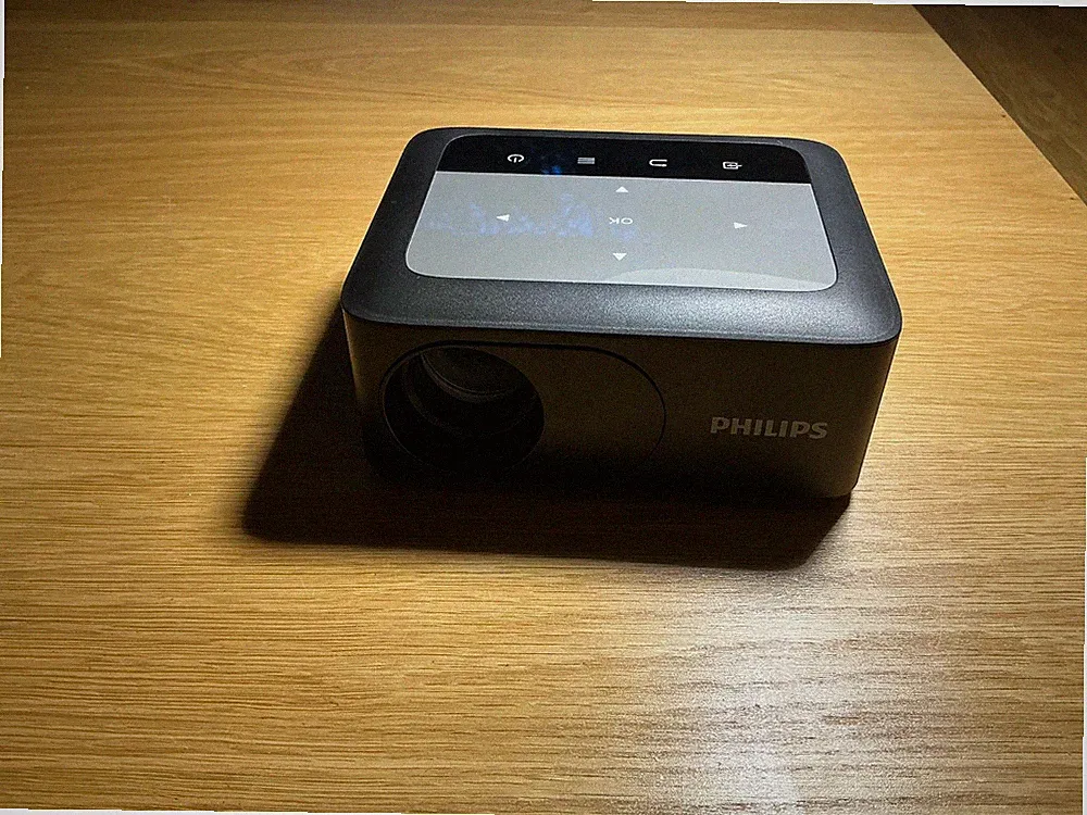 Philips NeoPix 110 Beamer – kaum genutzt, sofort einsatzbereit