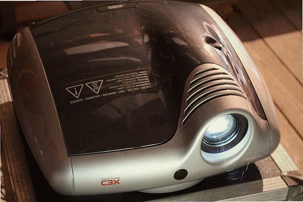*SIM2 Grand Cinema C3x+T2 2,0-3,0:1*3-DLP Beamer Heimkino Projektor 6500:1 HDMI
