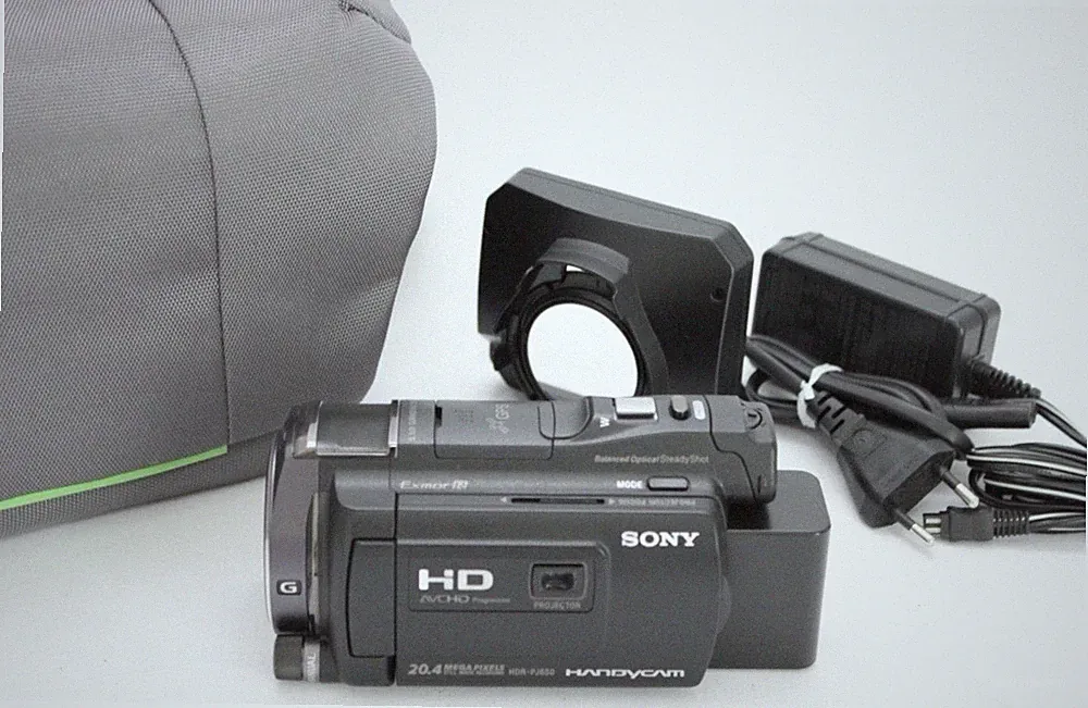 Sony HDR-PJ650 Full HD Camcorder mit intergriertem Projektor