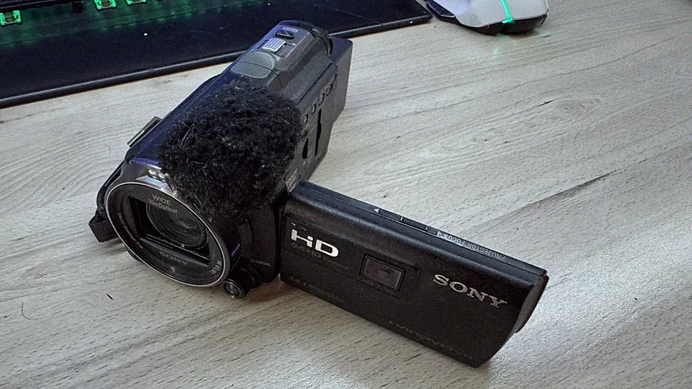 Sony HDR-PJ780VE Full HD Flash Camcorder Handycam + integriertem Projektor