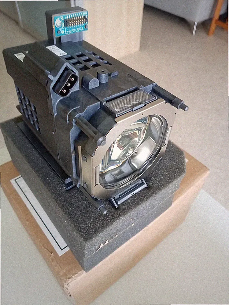 SONY LKRM-U450S Projektorlampe Original Neu OVP 450W 4K Cinema
