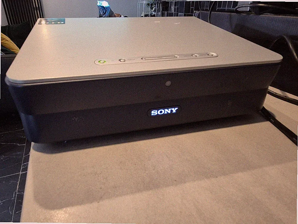 Sony VPL-ES2 3LCD Beamer selten gebraucht gut mit Netz