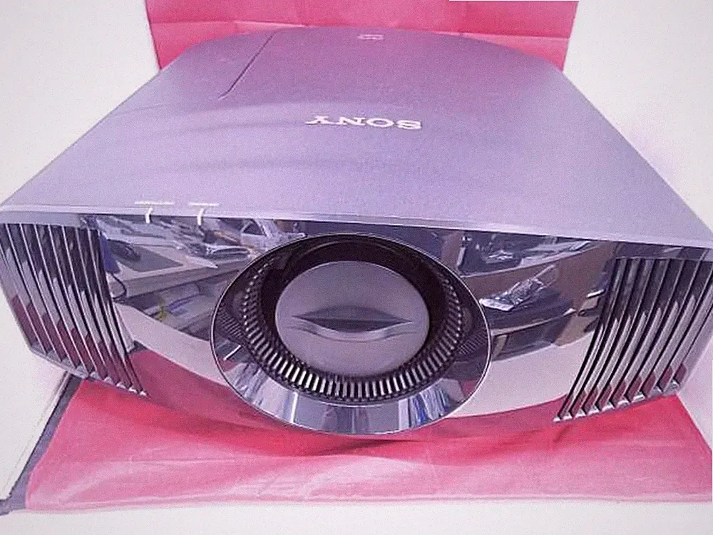 Sony VPL-VW255 4K SXRD Projektor 1500 Lumen, 4096x2160, 3D kompatibel