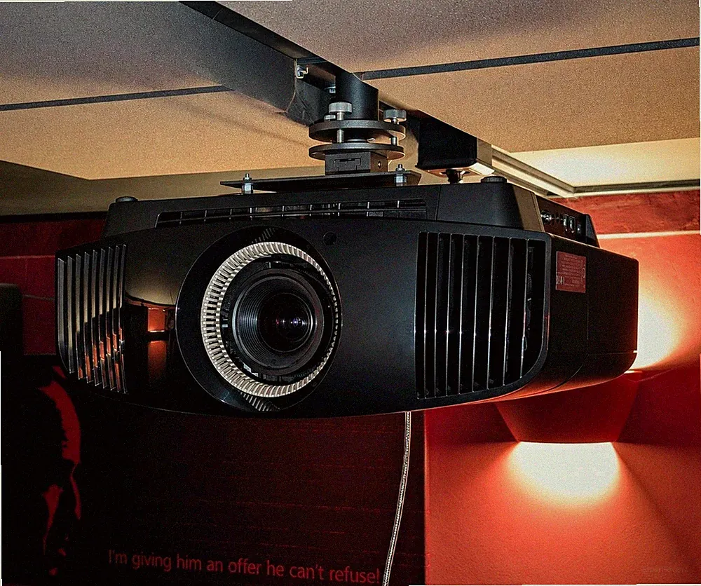 Sony VPL-VW570ES 4K SXRD Heimkino-Beamer 3D 1800lm HDMI Schwarz