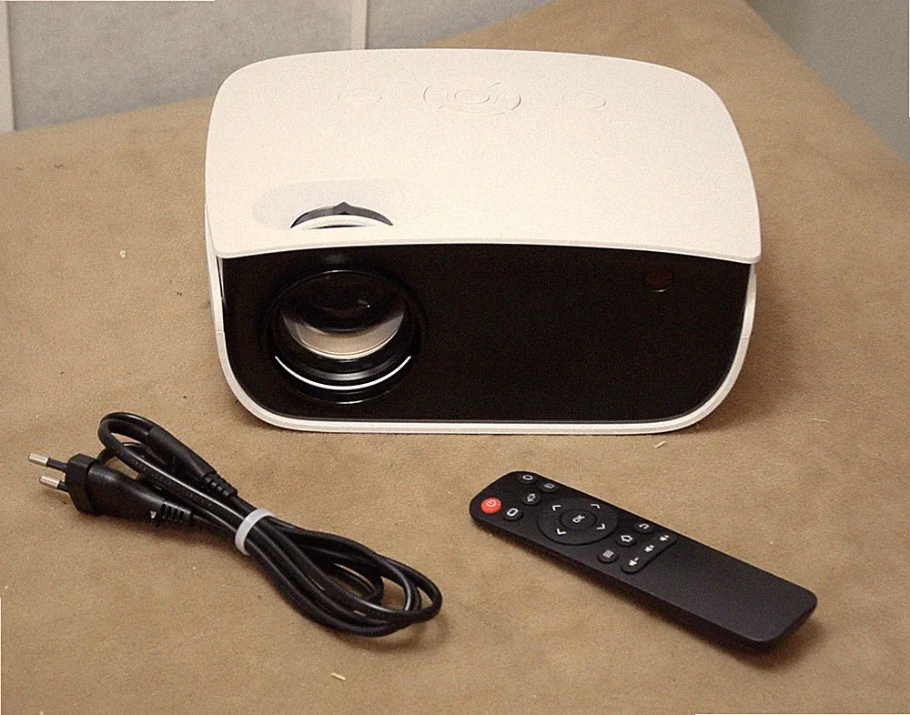 Topvision RD850 Beamer Projektor HD 7500L Bluetooth USB weiss