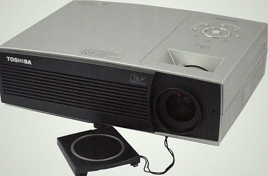 Toshiba TDP T95 Business Beamer XGA 2.892 Arbeitsstunden #113