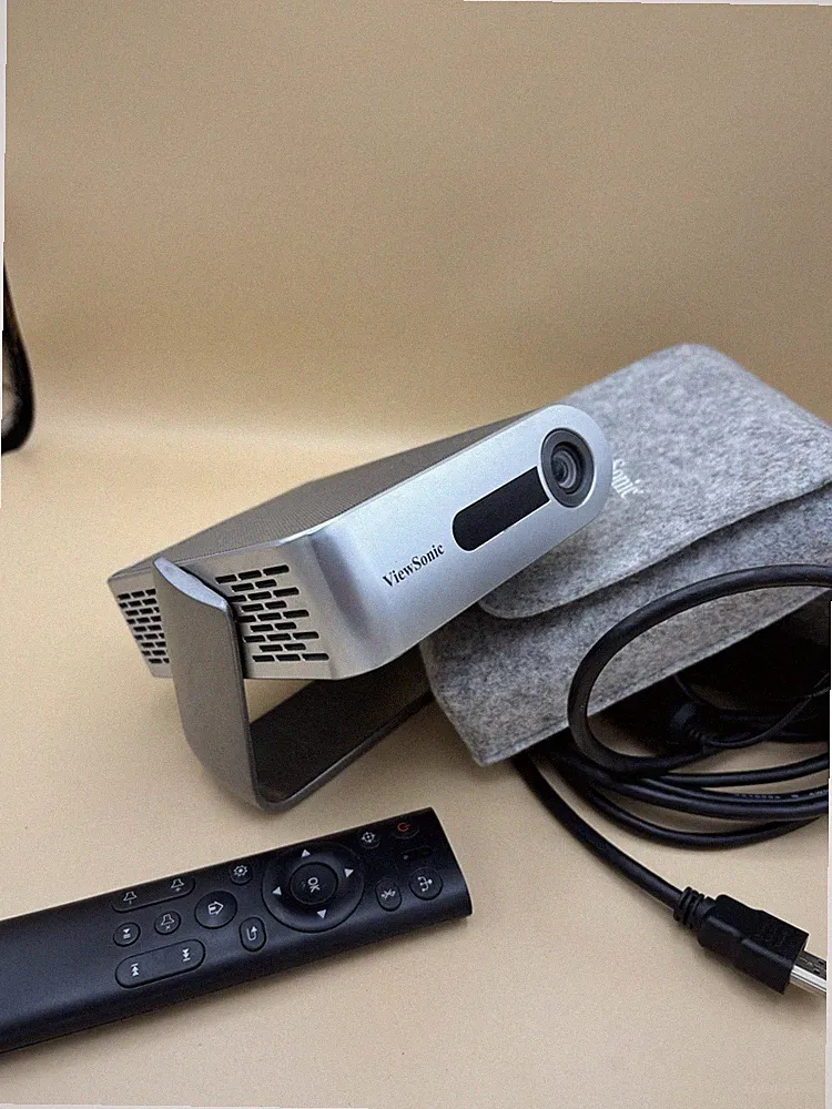 Viewsonic M1+, Portabler LED Beamer